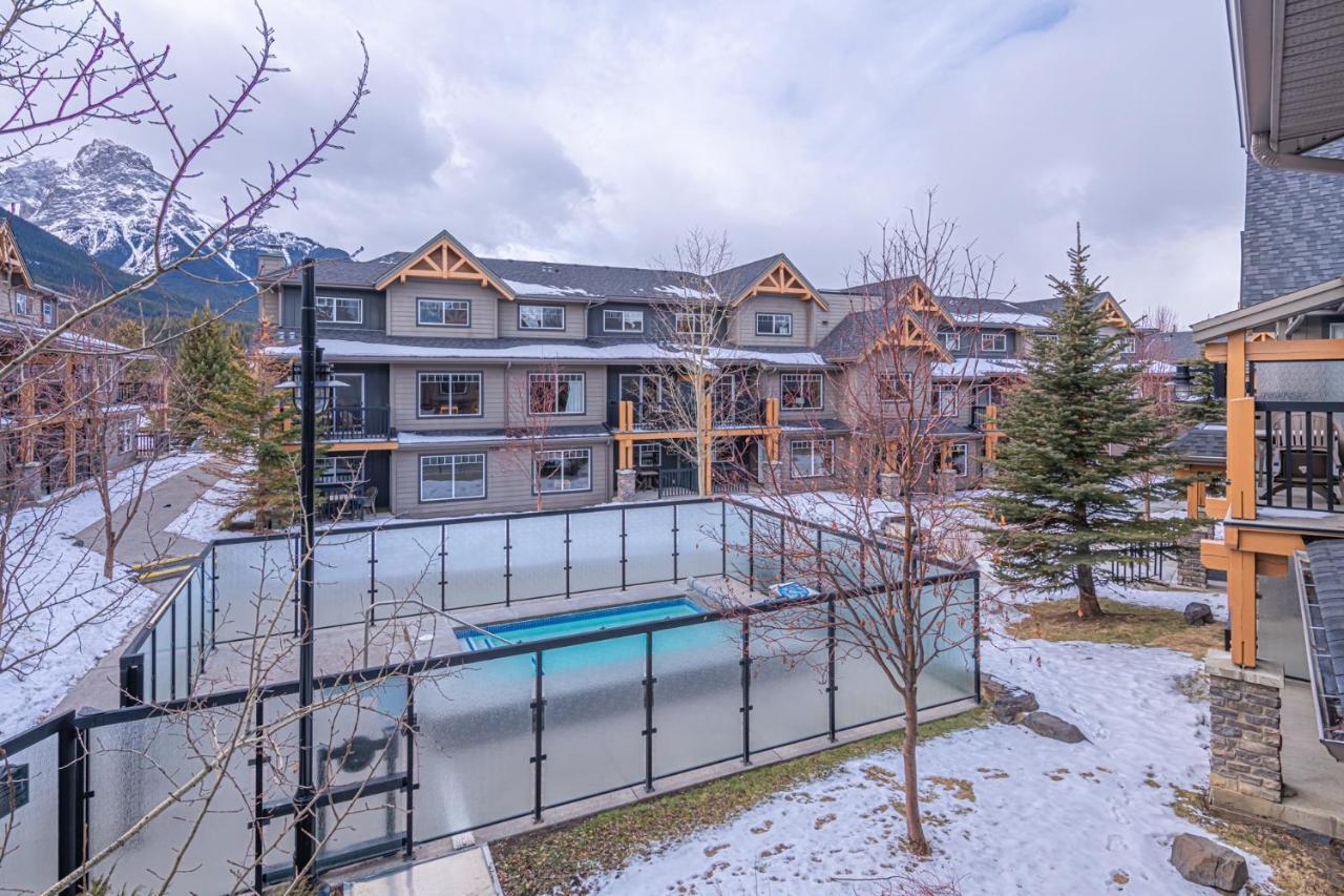Copperstone Resort - Mountain View 2 Bedroom Condo Canmore Exterior foto