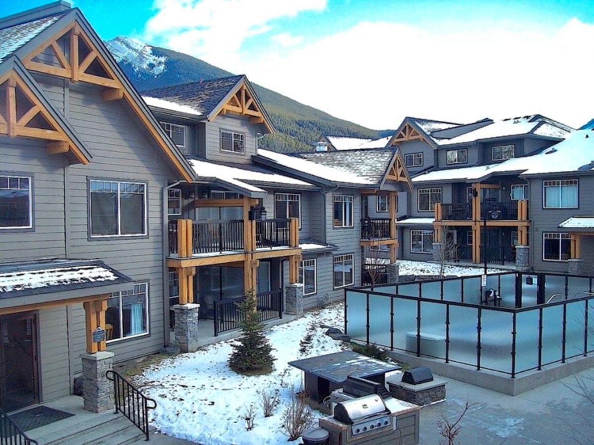 Copperstone Resort - Mountain View 2 Bedroom Condo Canmore Exterior foto