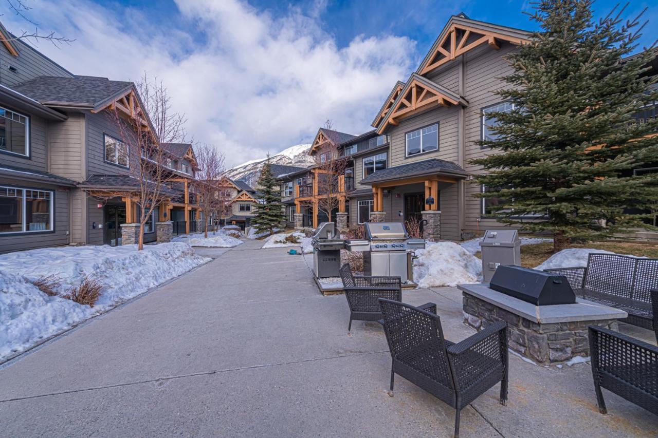 Copperstone Resort - Mountain View 2 Bedroom Condo Canmore Exterior foto